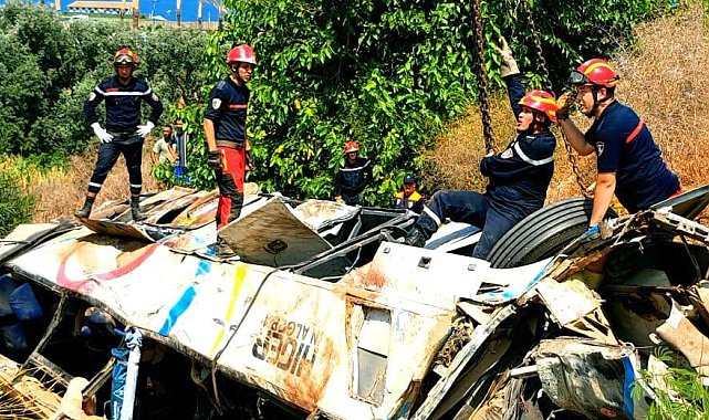 Cezayir'de yolcu otobüsü şarampole yuvarlandı: 25 ölü, 44 yaralı