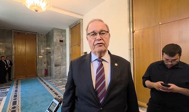 CHP'de kapalı grup toplantısı 25 milletvekili ile yapıldı
