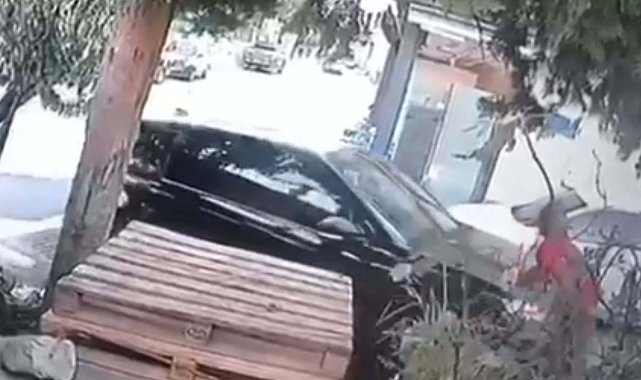 Cipin çarptığı yaya öldü; kaza kamerada