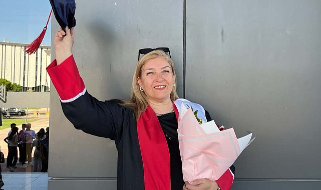 Çocuklarından ilham alıp liseye kaydını yaptırdı, 62'sinde yüksek lisansını tamamladı