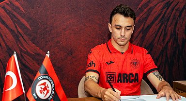 Çorum FK'dan 4 imza birden