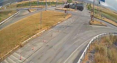 Çorum'da iki TIR'ın çarpıştığı kaza kamerada
