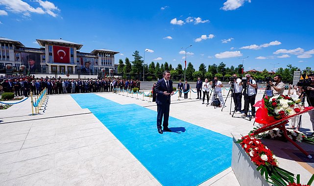 Cumhurbaşkanlığı Külliyesi'ndeki anıtta, 15 Temmuz şehitleri anıldı