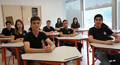 Demirören Medya ve Teknoloji Lisesi'nde tanıtım günleri başladı