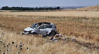 Diyarbakır'da tarlaya düşen cipte 1'i ağır 5 yaralı