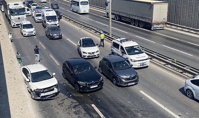 Eskişehir'de zincirleme kaza; 2 yaralı
