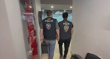 Forex vaadiyle uluslararası dolandırıcılık yapan çağrı merkezine operasyon: 54 gözaltı Görüntü eklendi