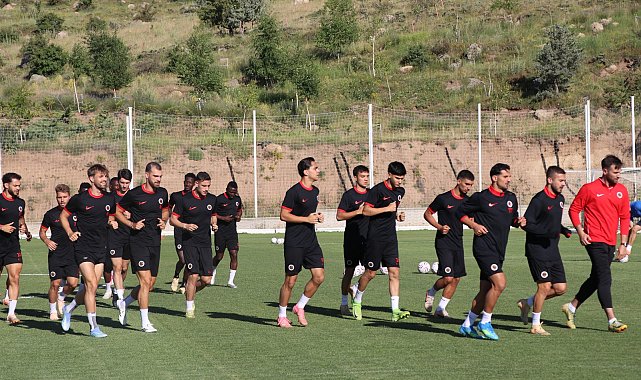 Gençlerbirliği, yeni sezon hazırlıklarını Erciyes'te sürdürüyor