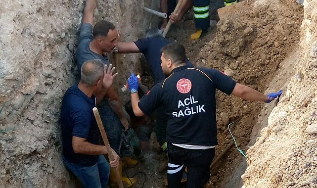 Göçük altında kalan işçiyi itfaiye ekipleri çıkardı