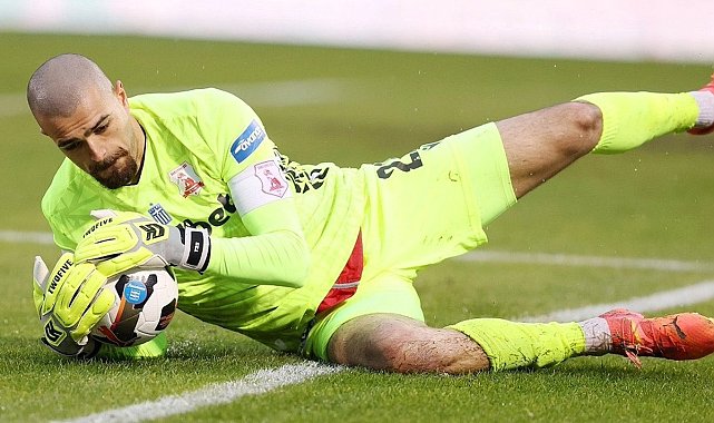 Göztepe'de Luka Gugeshashvili listede