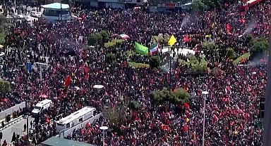 Hamaney için Meşhed'de cenaze töreni düzenlendi