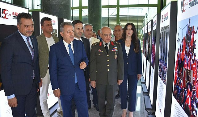 İzmir Adnan Menderes Havalimanı'nda '15 Temmuz Hafıza ve Hatıra' sergisi