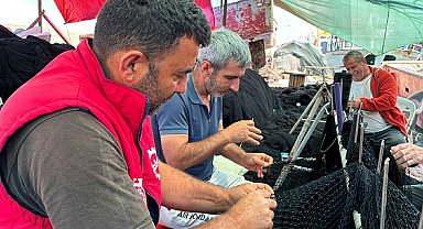 İzmirli balıkçılar yeni sezona hazırlanıyor
