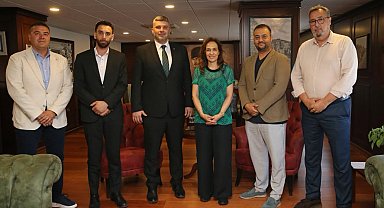 Karşıyaka'da belediyeyle salon görüşmesi yapıldı