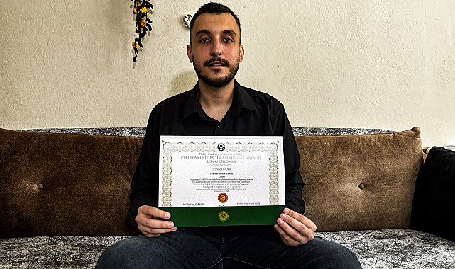 Kaza geçirip eğitimine ara veren Deniz, tedavi sonrası döndüğü okulunda fakülte birincisi oldu