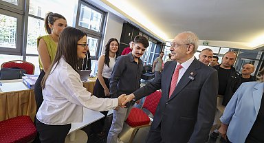 Kılıçdaroğlu, tercih dönemindeki üniversite adaylarıyla görüştü