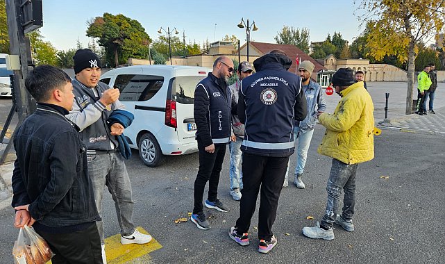 Nevşehir'de 25 kaçak göçmen yakalandı