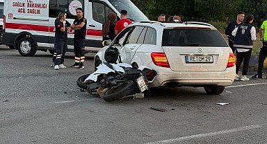 Otomobille çarpışan motosikletin sürücüsü öldü