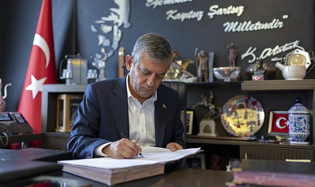 Özgür Özel'in partisinin adı 'Yeni Parti' oldu