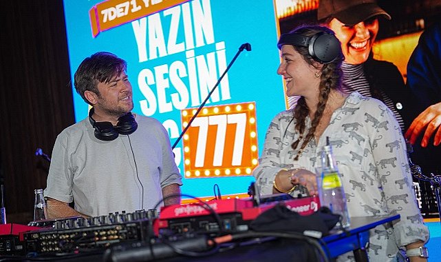 QNB Terminal Kadıköy'deki 7DE7, birinci yılını konser serisiyle kutladı