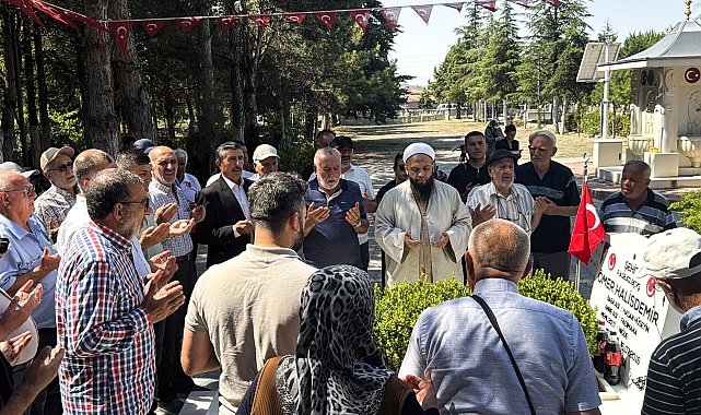 Şehadetinin 10'uncu yıl dönümünde Ömer Halisdemir'in kabrine ziyaretçi akını