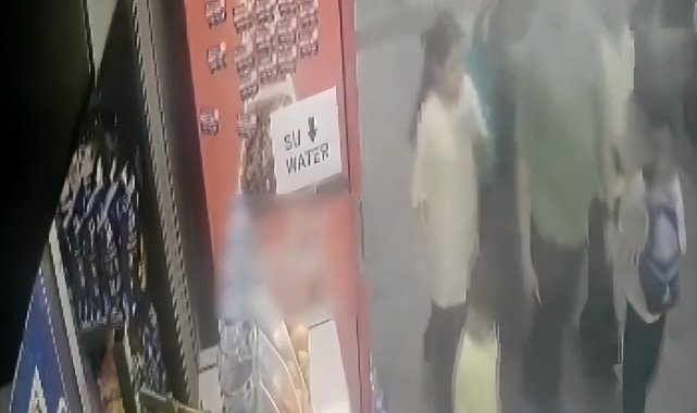 Şişli'de yankesicilik yaparken suçüstü yakalandılar; 14 yaşındaki şüphelinin 470 suç kaydı çıktı