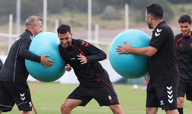 Sivasspor, yeni sezon öncesi Erciyes'te güç depoluyor