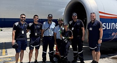SunExpress CEO'su Schnabel, teknik personel oldu; uçak bakımı yaptı