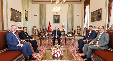 TBMM Başkanı Kurtulmuş, Yeni Yol Grubu'nu kabul etti