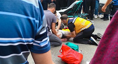 TIR'ın altında kalan yaya ağır yaralandı
