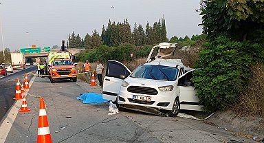 TIR'ın çarptığı hafif ticari araçtaki anne ile oğlu öldü; 2 yaralı