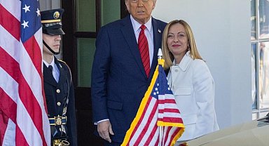 Trump'tan Meloni için 'Uzaklaştırma kararı gerekiyor' paylaşımı