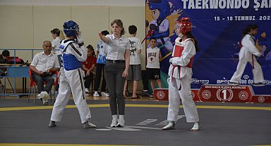 Türkiye Minikler Taekwondo Şampiyonası Sinop'ta başladı