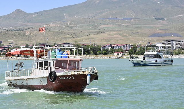 Van Gölü'nde inci kefaline sıkı koruma