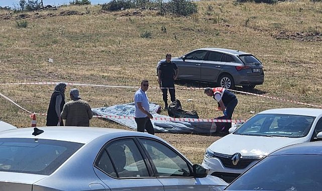 Yamaç paraşütü pilotu Bayram Kurt toprağa verildi; düşme anı kamerada