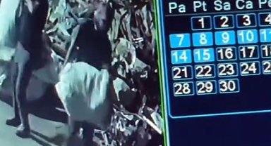 Yüzlerini maskeyle gizleyip, geri dönüşüm tesisinden 250 bin TL'lık bakır çaldılar