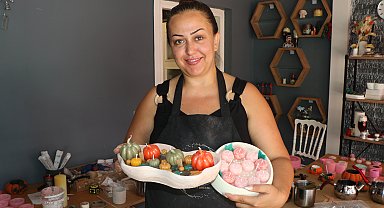 3 çocuk annesi Elif, çocukluk hayalini mumlara döktü