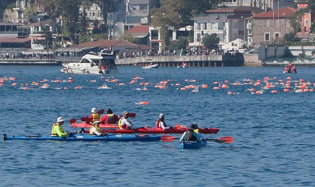 38'inci Boğaziçi Kıtalararası Yüzme Yarışı gerçekleştirildi