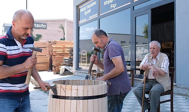 'Fıçıçıcılık' mesleğini dededen toruna 5 kuşaktır yaşatıyorlar
