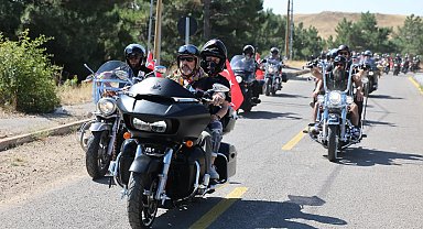 70 ilden, 700 motosiklet tutkunu Sivas'ta buluştu