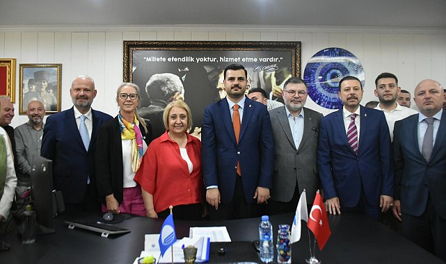 AK Parti'li İnan: Menderes Belediye Başkanı 1,5 senedir partimize dahil olma çabasındaydı