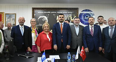 AK Parti'li İnan: Menderes Belediye Başkanı 1,5 senedir partimize dahil olma çabasındaydı