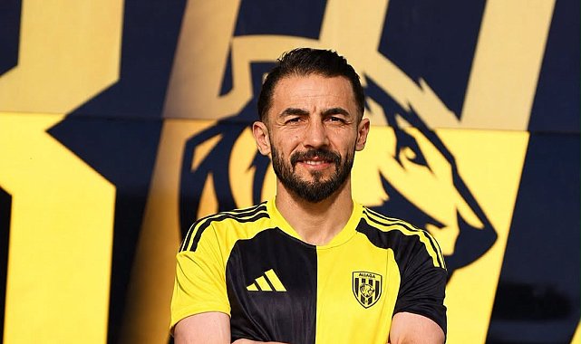 Aliağa FK'da Hamza imzayı attı