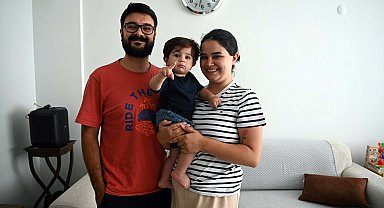 Almanya'ya gen tedavisi gören SMA'lı Teoman bebek döndü