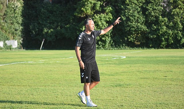 Altay, Tuna Üzümcü ile topbaşı yaptı
