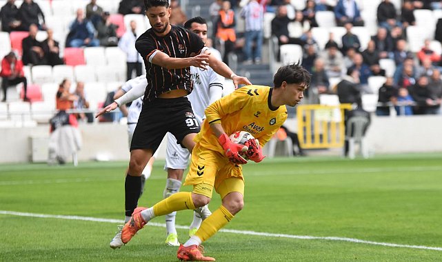 Altay'da kaleci Ulaş'ın forması garanti