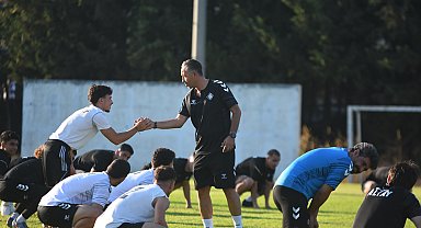 Altay'da Tuna Üzümcü'den kadro mesajı