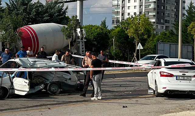 Ankara'da iki otomobil çarpıştı: 1 ölü, 2 yaralı