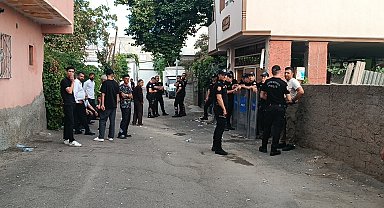 Annesini öldürüp çöp konteynerine attı, emniyete gidip teslim oldu