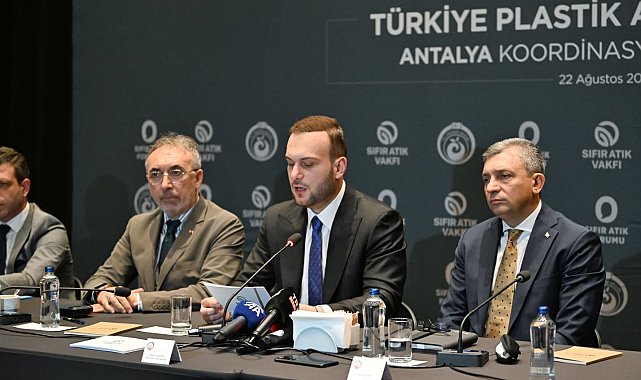 Antalya'da plastik atıklara karşı ortak akıl buluşması